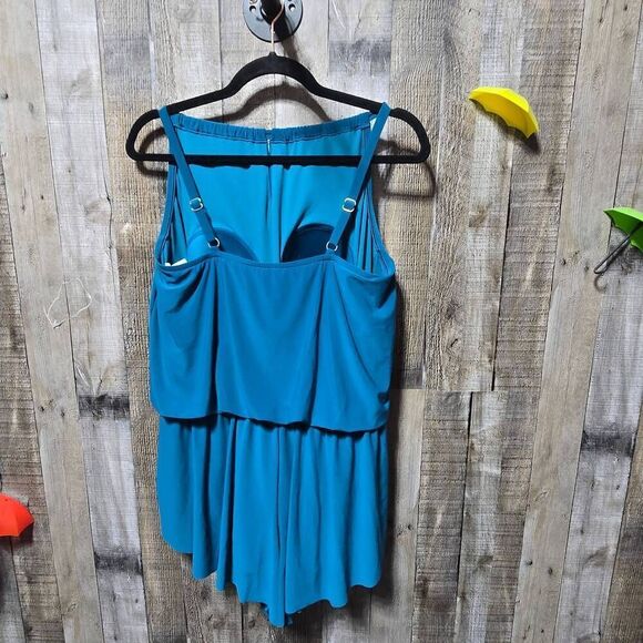 Aqua Green Swimsuit 16 Womens Blue One Piece Swim Romper Pockets UPF 50+ NWT - Picture 4 of 6